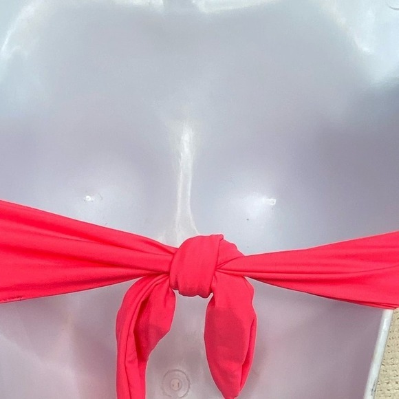 Beach Bunny Lunar Padded Underwire Bandeau Bikini Top - Picture 7 of 8